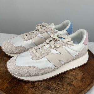 New Balance Shoes Mens 9.5 D 237 White Blue Pink Mismatch Sneakers